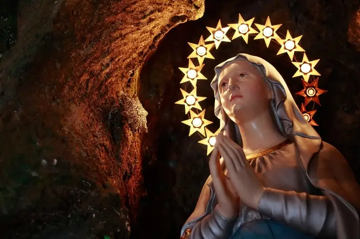  Miracles of the Grotto